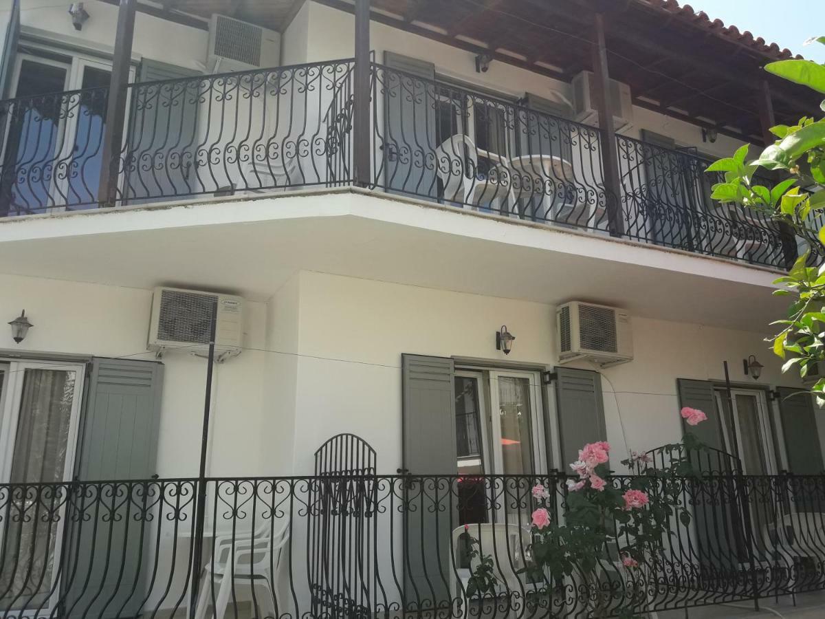 Pension Nikolas Skiathos Town Ngoại thất bức ảnh
