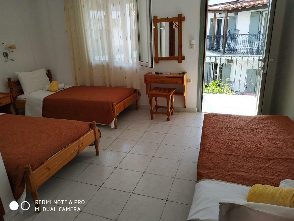 Pension Nikolas Skiathos Town Ngoại thất bức ảnh